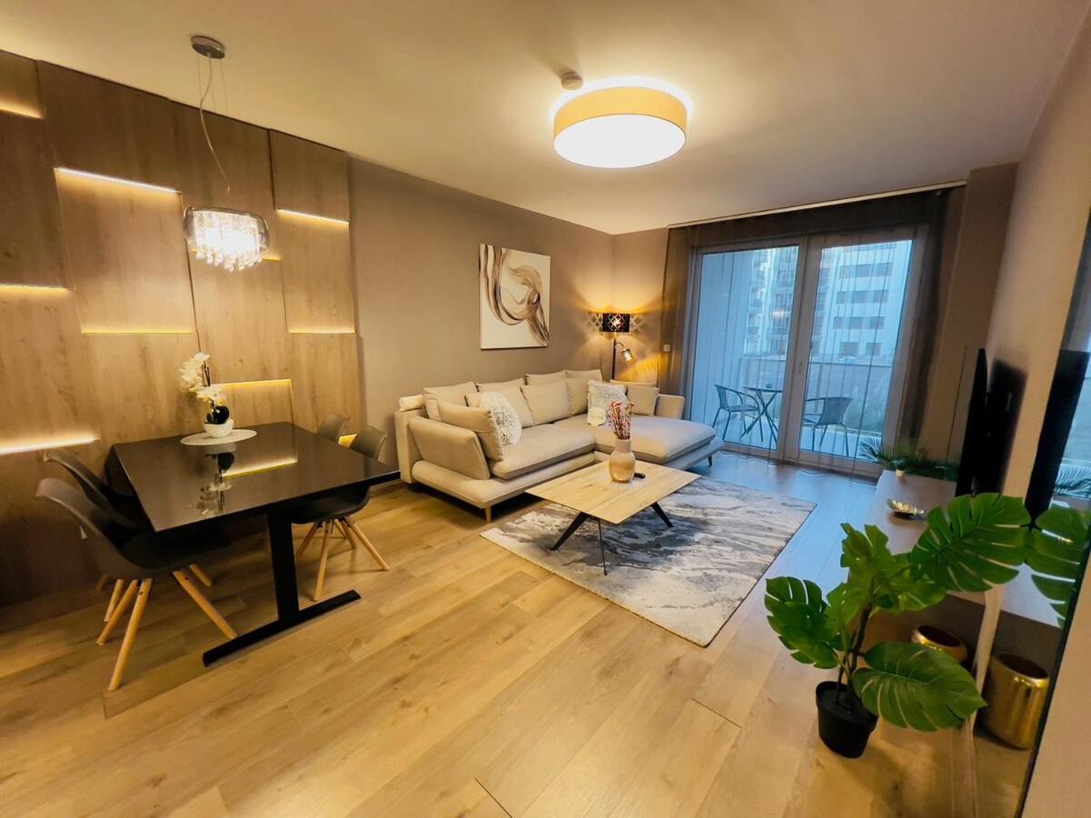 Karzo Lu 206 Free Garage Apartmán *