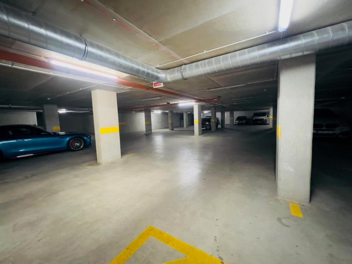 Karzo Lu 206 Free Garage Apartmán